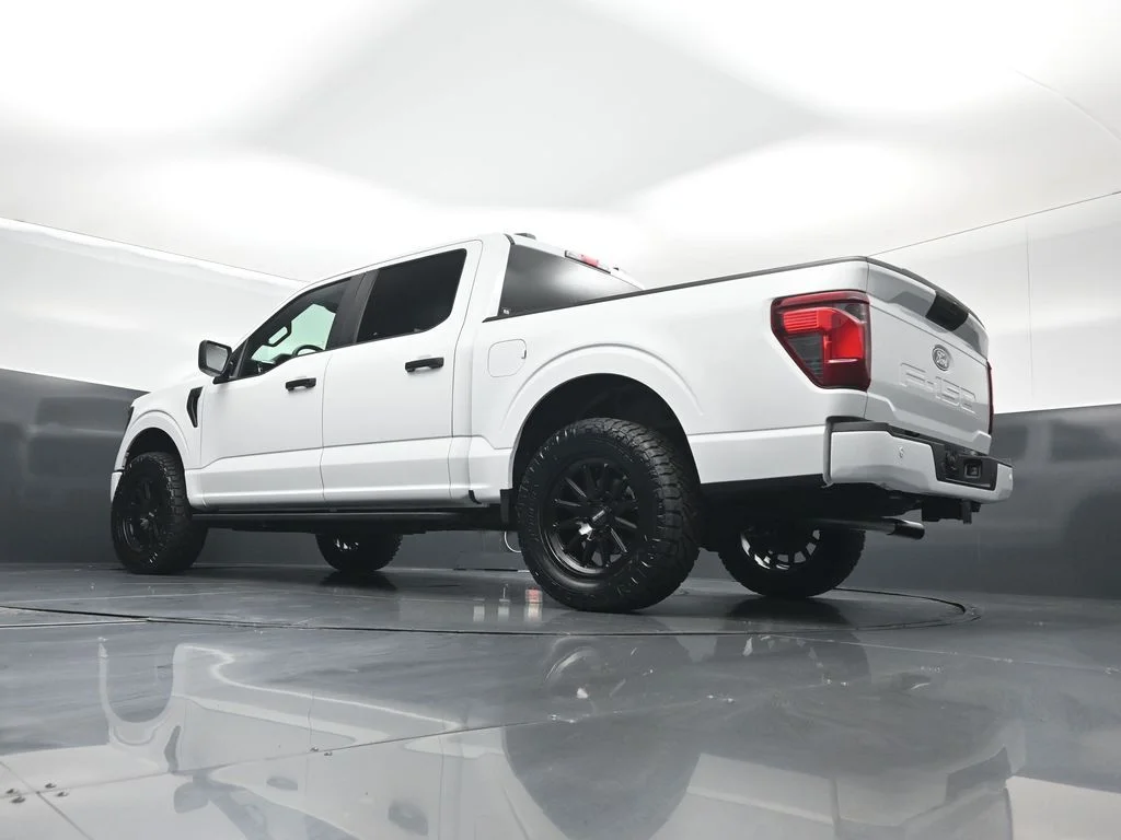 New 2026 Oxford White Ford STX image 42