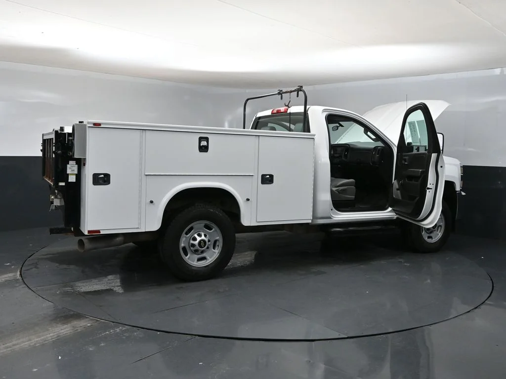 Used 2015 Summit White Chevrolet Work Truck image 29