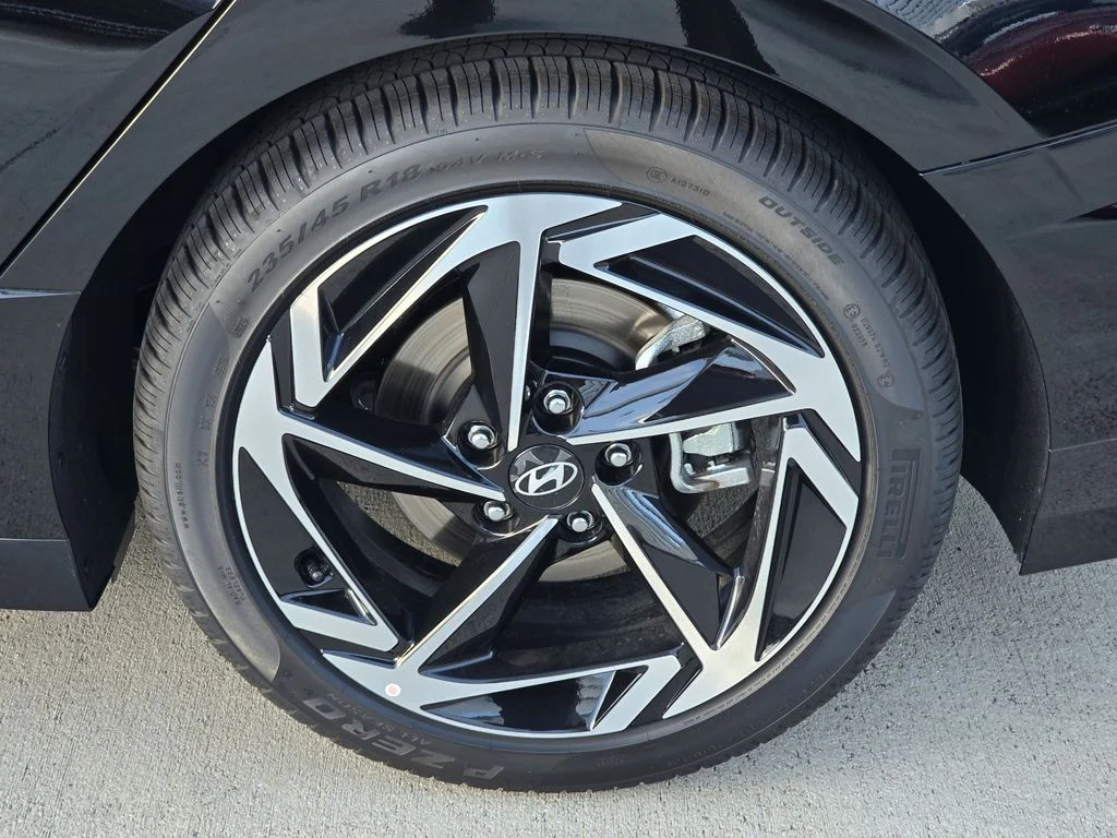 New 2026 Black Hyundai SEL Sport image 5