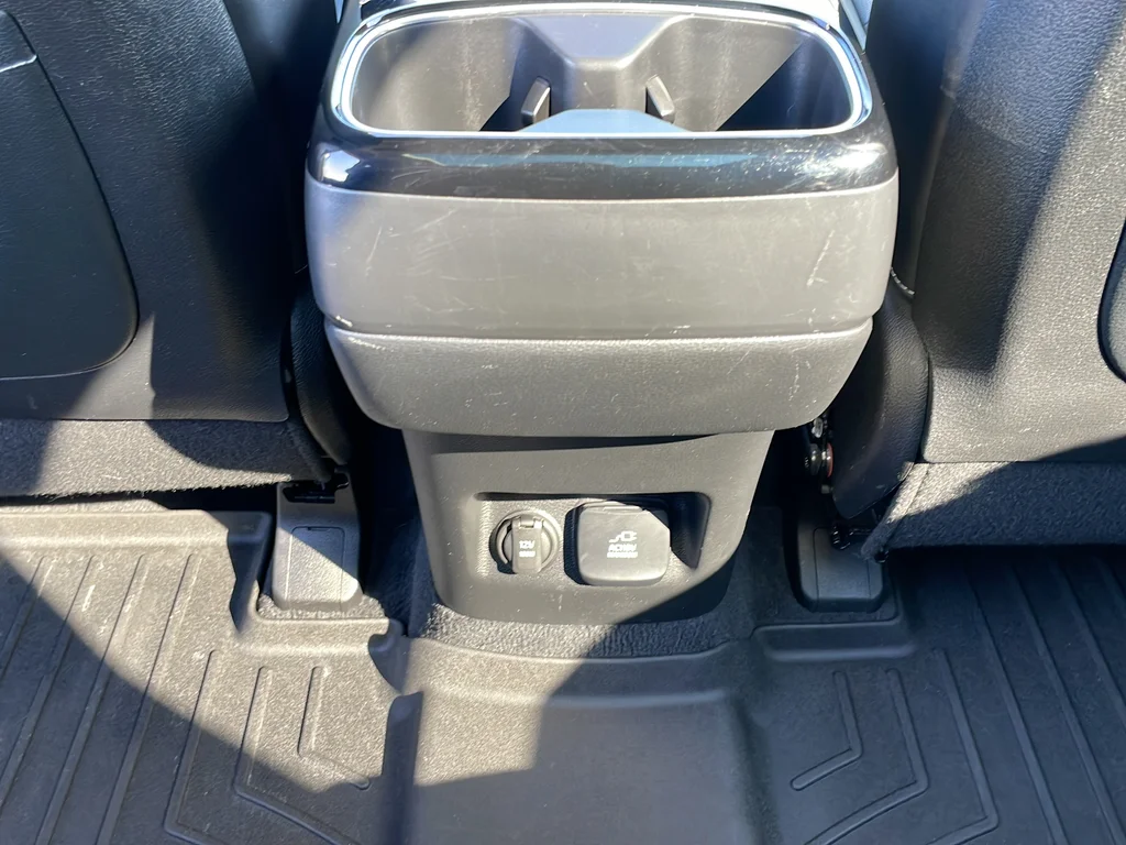 Used 2022 Gray Kia SX image 33
