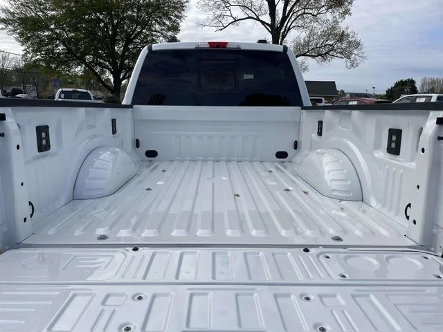 New 2026 Star White Metallic Tri-Coat Ford F-250® King Ranch® image 10