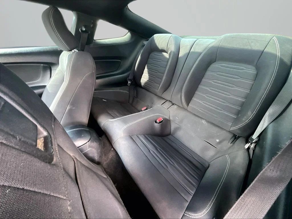 Used 2017 Silver Ford GT image 25