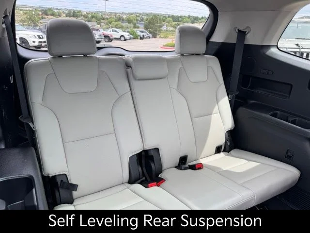 Used 2022 White Kia SX image 27