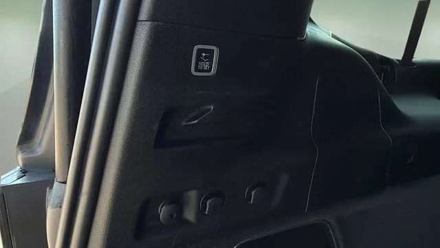 Used 2024 Blue Jeep Series III image 41