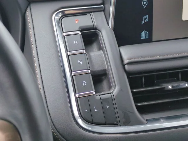 Used 2024 Blue Chevrolet High Country image 20