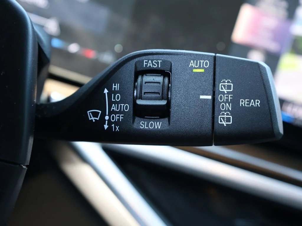 Used 2025 Gray BMW xDrive40i image 42