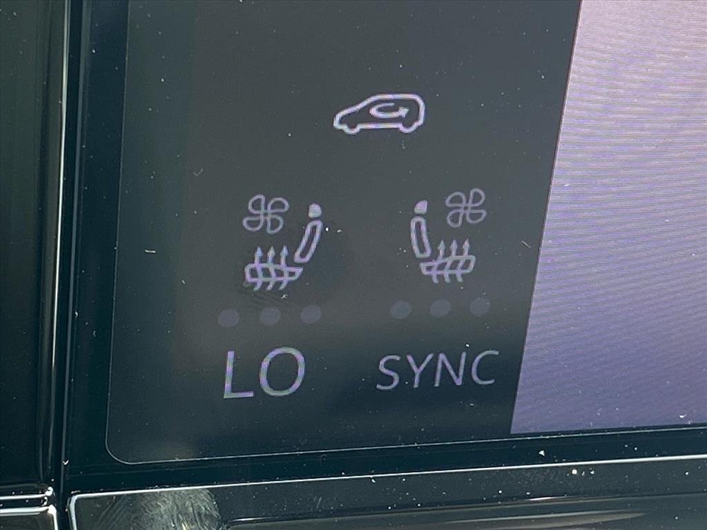 New 2026 White Volkswagen 2.0T SE image 10