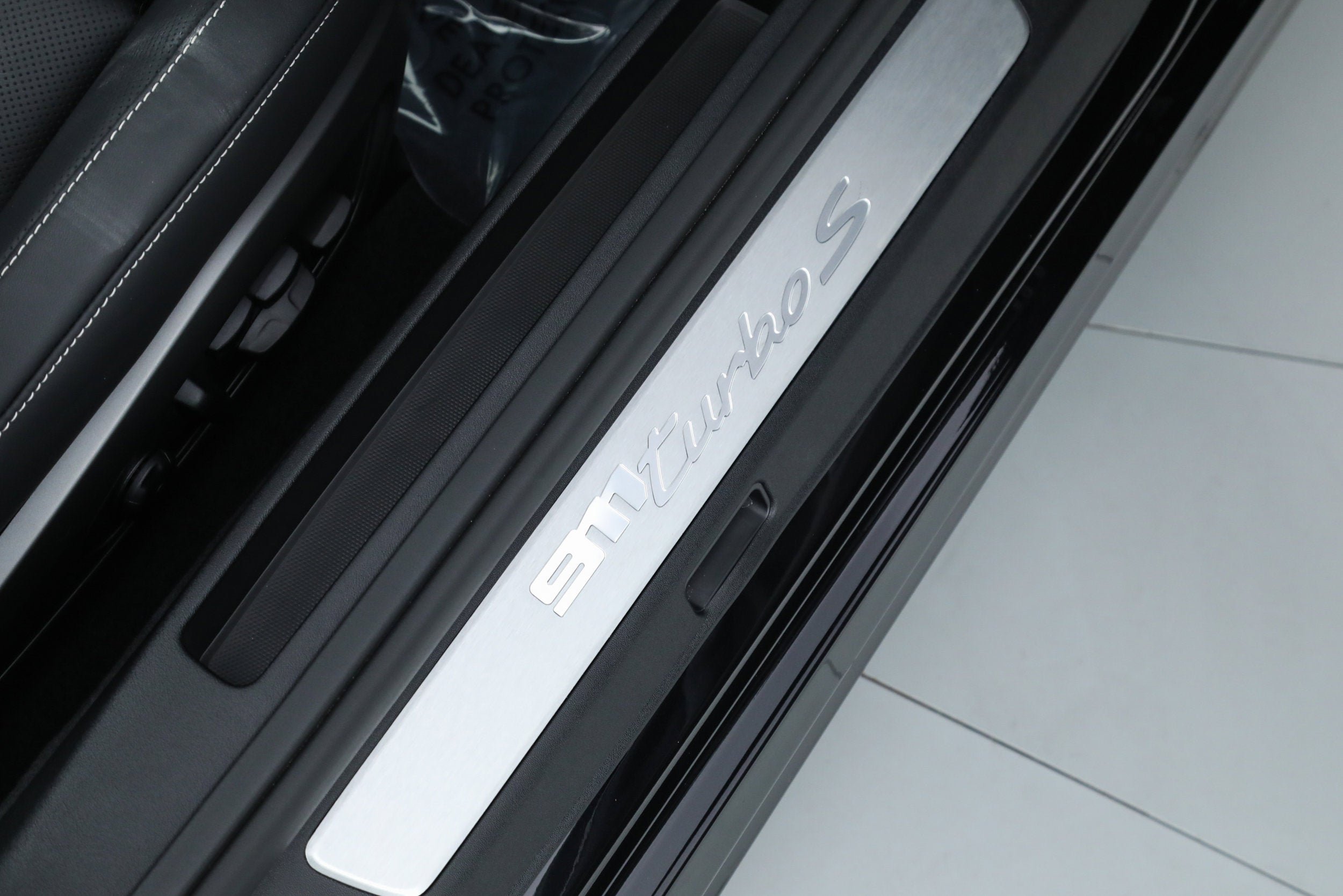 Used 2025 Black Porsche Turbo S Cabriolet image 23