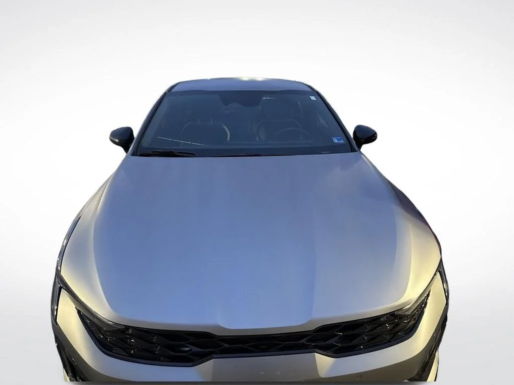 Used 2025 Gray Kia GT-Line image 2