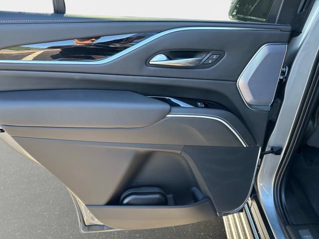 2023 Cadillac Escalade V-Series - Photo 10