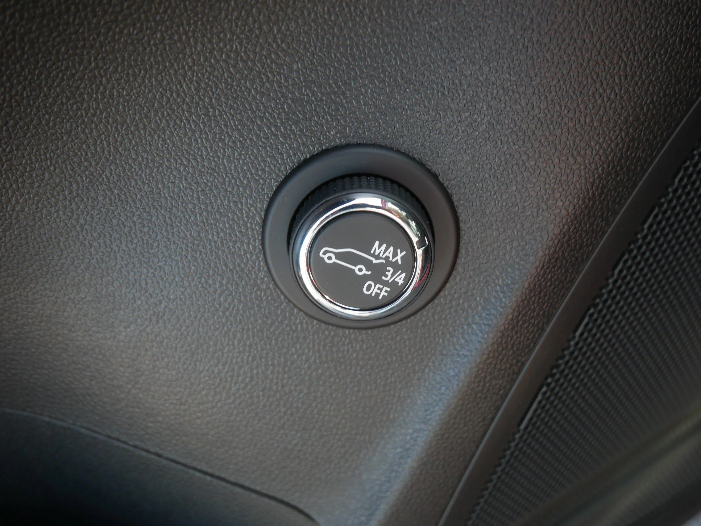 2023 Buick Envision Essence - Photo 24