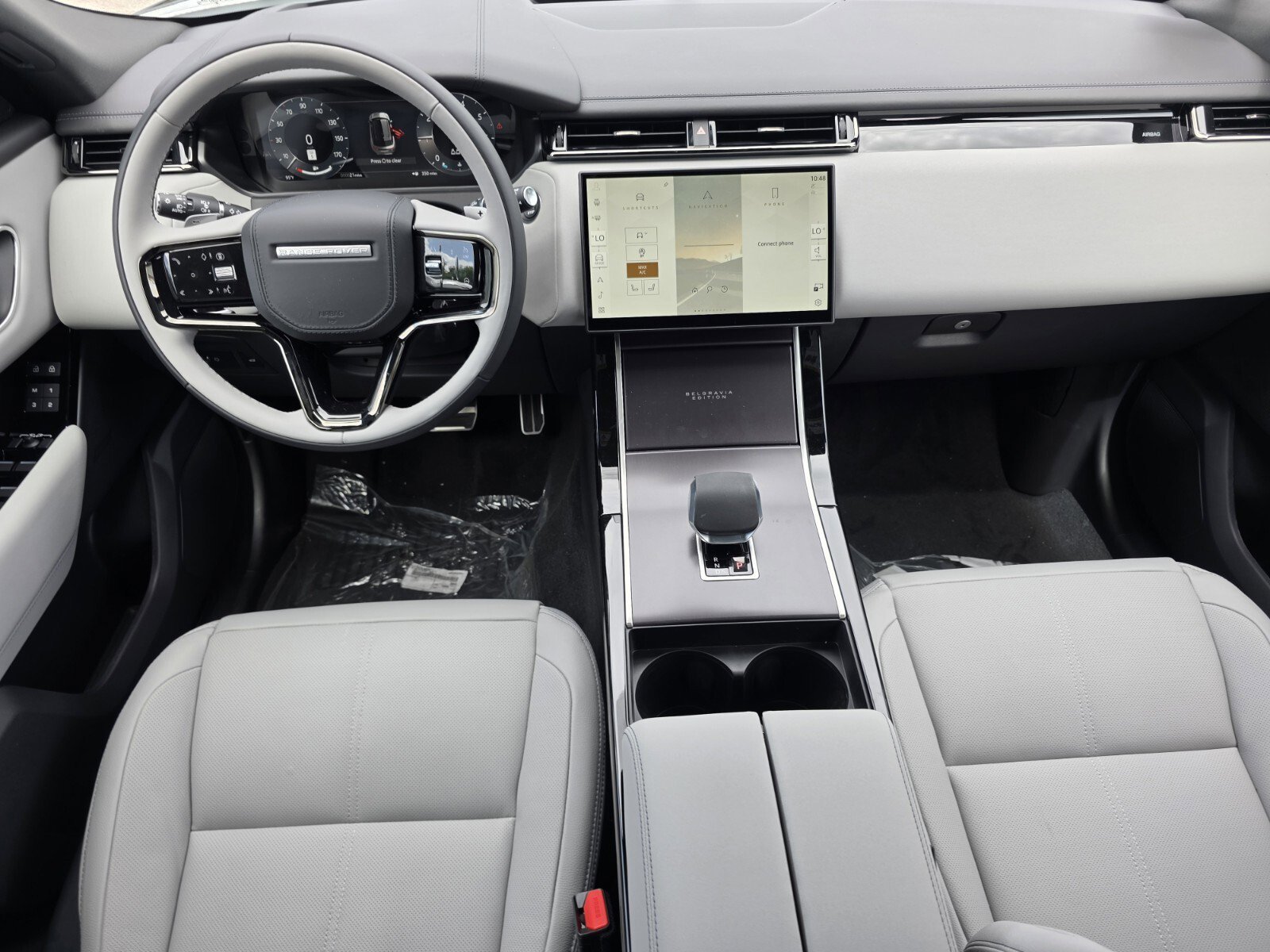 Used 2026 Fuji White Land Rover P250 Belgravia Edition image 4