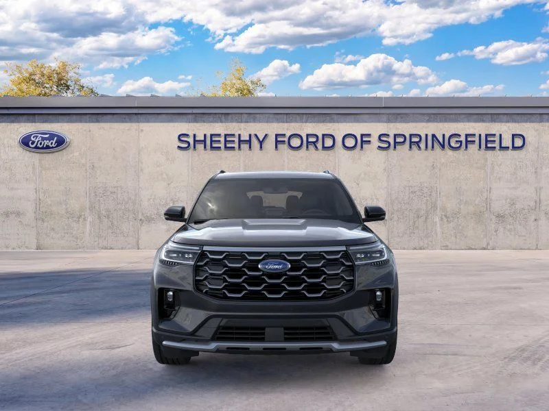 New 2026 Black Ford Platinum image 2