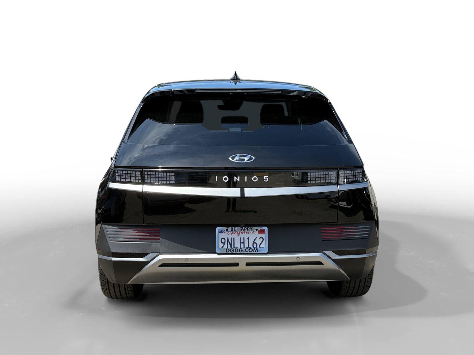 Certified Used 2024 Abyss Black Hyundai SEL image 4