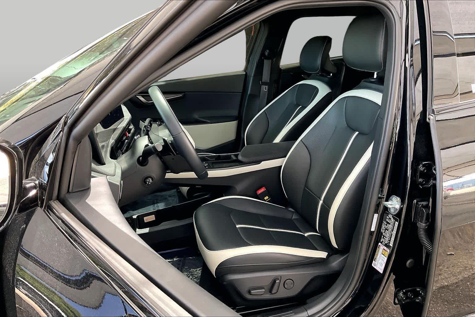 Used 2025 Ebony Black Kia GT-Line image 7