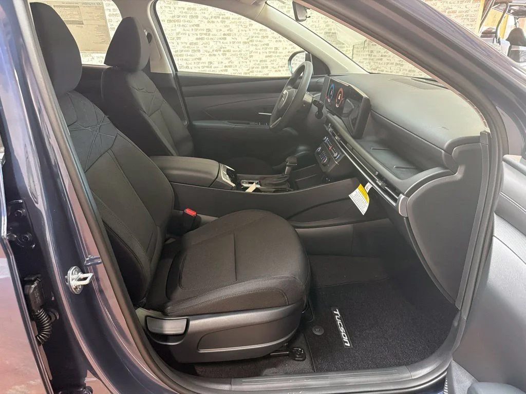 New 2026 Atlantis Blue Hyundai SE image 10