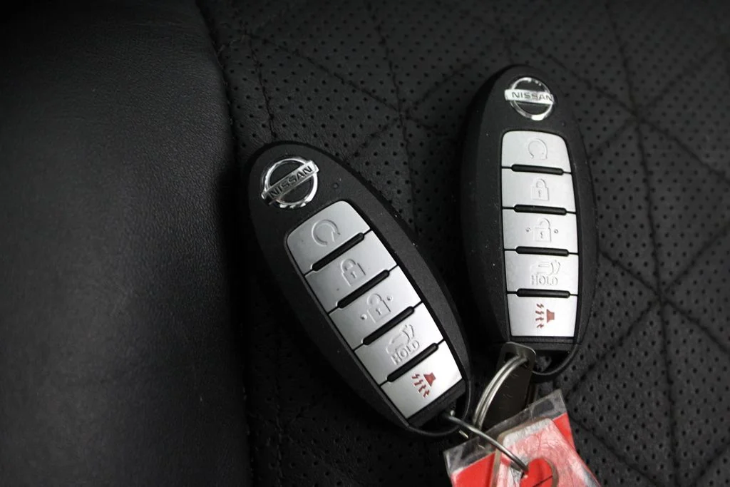 Certified Used 2020 Black Nissan Platinum image 32