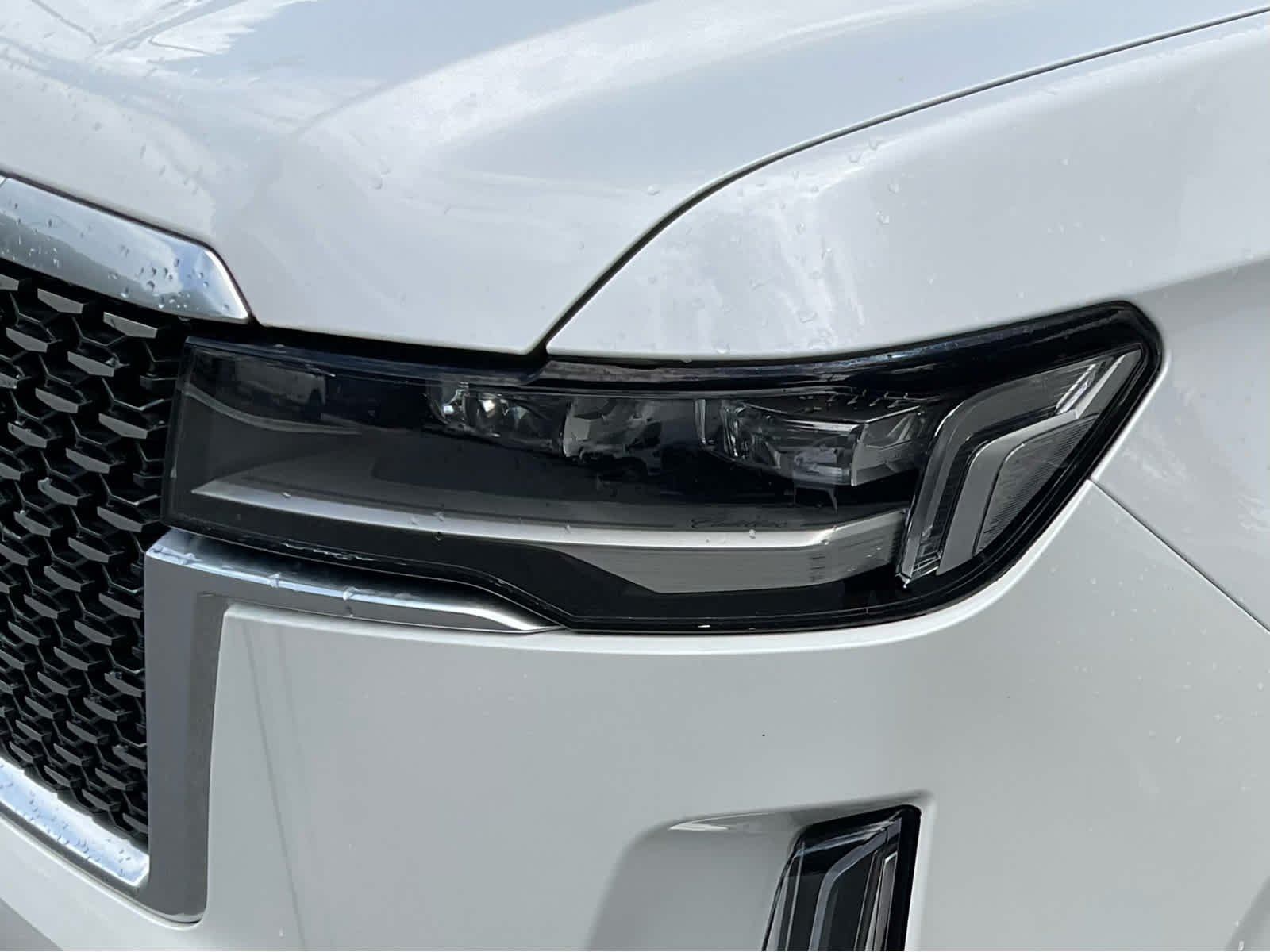Used 2023 Crystal White Tricoat Cadillac 4WD Premium Luxury image 9