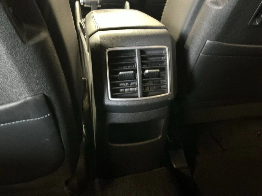 Used 2023 White Kia X-Line image 34