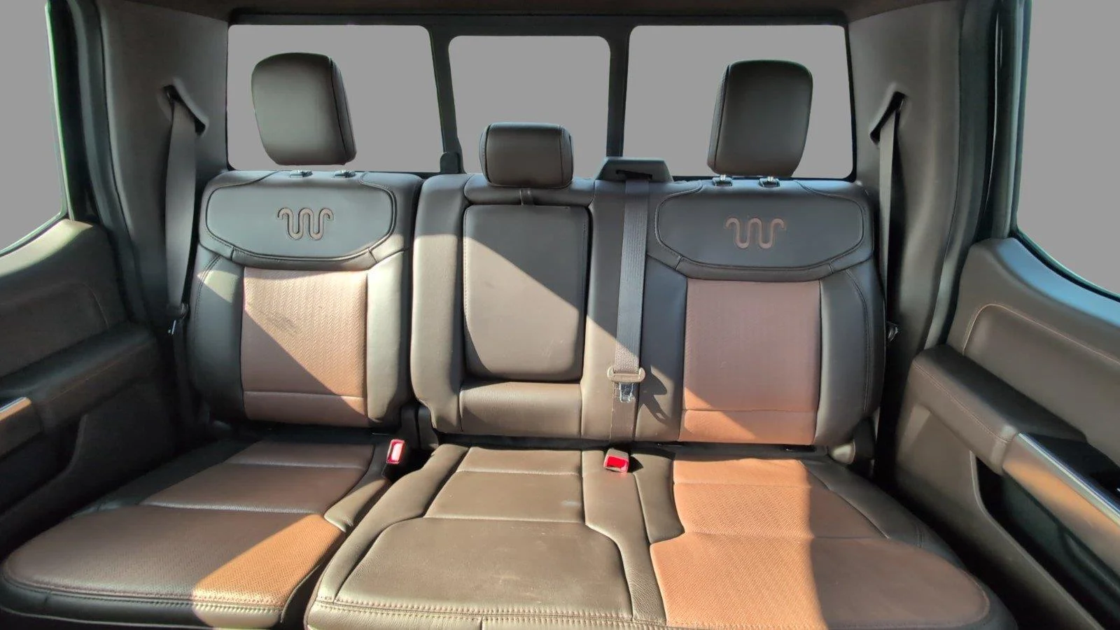 Used 2023 Antimatter Blue/Stone Gray Ford King Ranch image 34