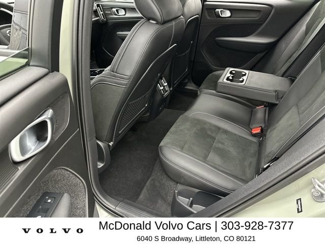 Used 2023 Green Volvo Ultimate image 23