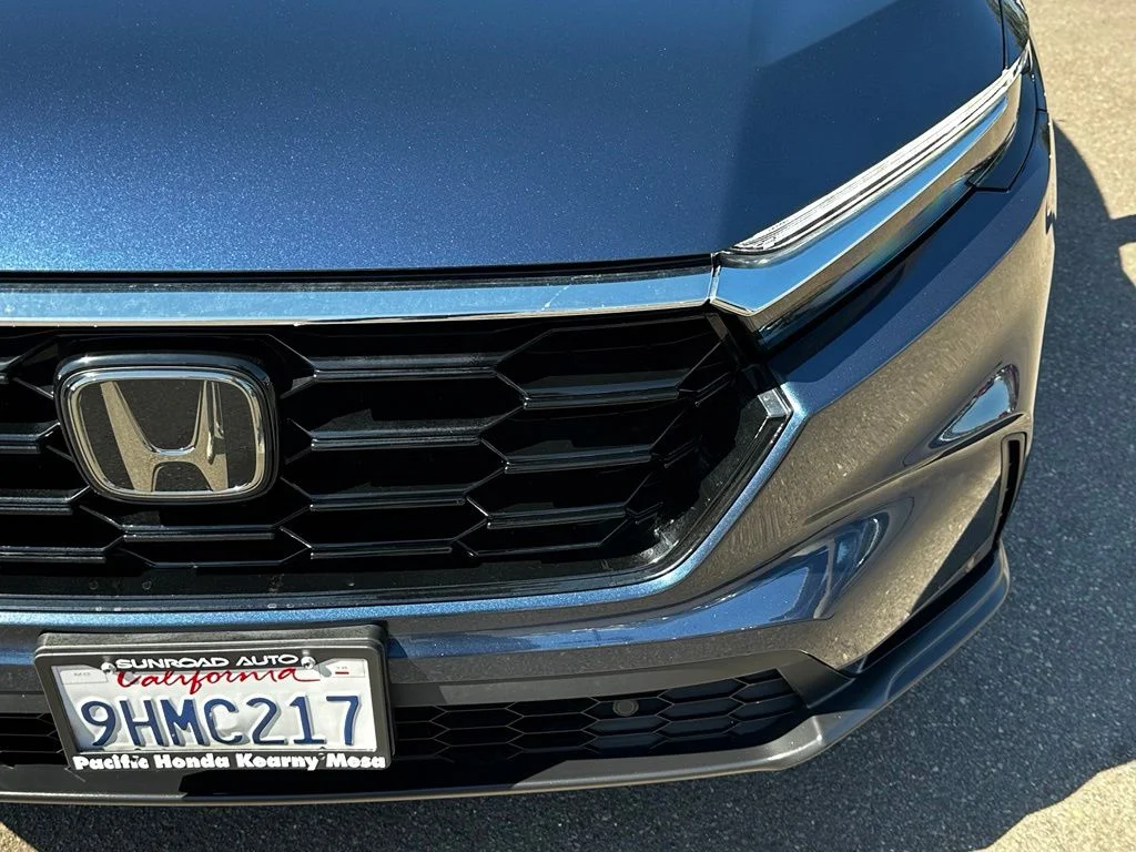 Used 2023  Honda EX-L image 5