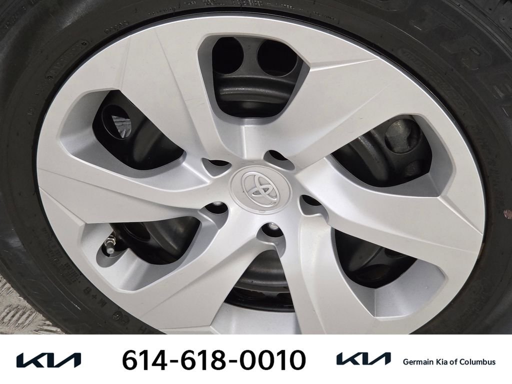 Used 2023 White Toyota LE image 12