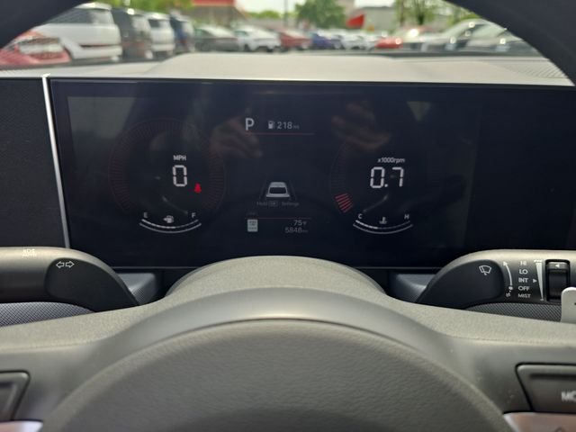 Used 2025 Gray Hyundai SEL image 15