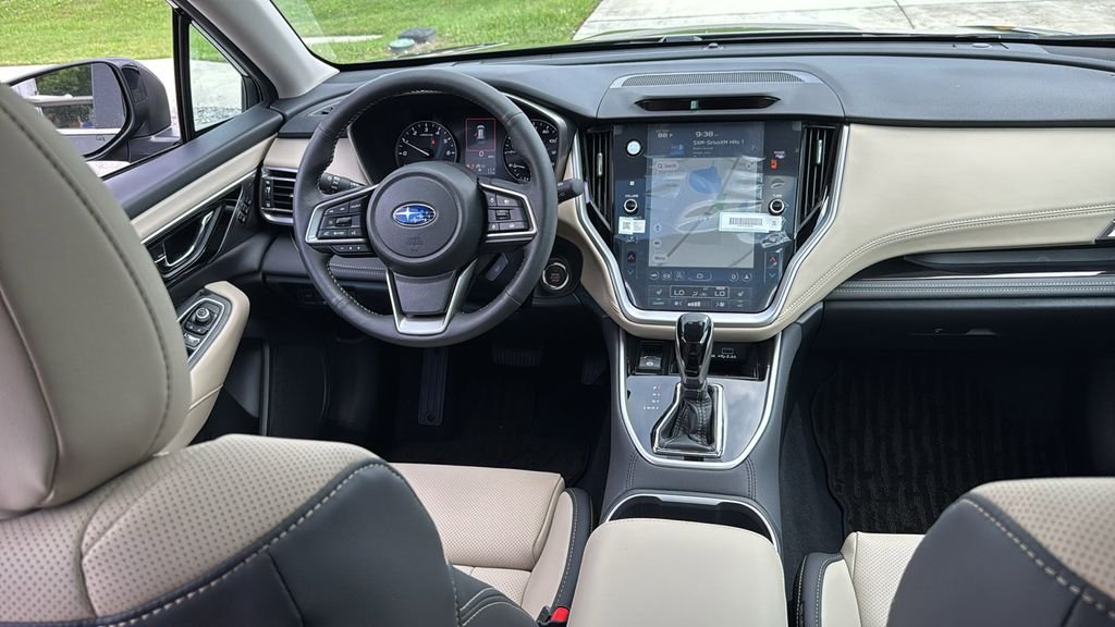 2025 Subaru Outback Limited - Photo 23