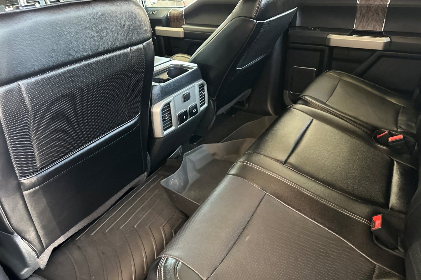 Used 2018 Red Ford Lariat image 12