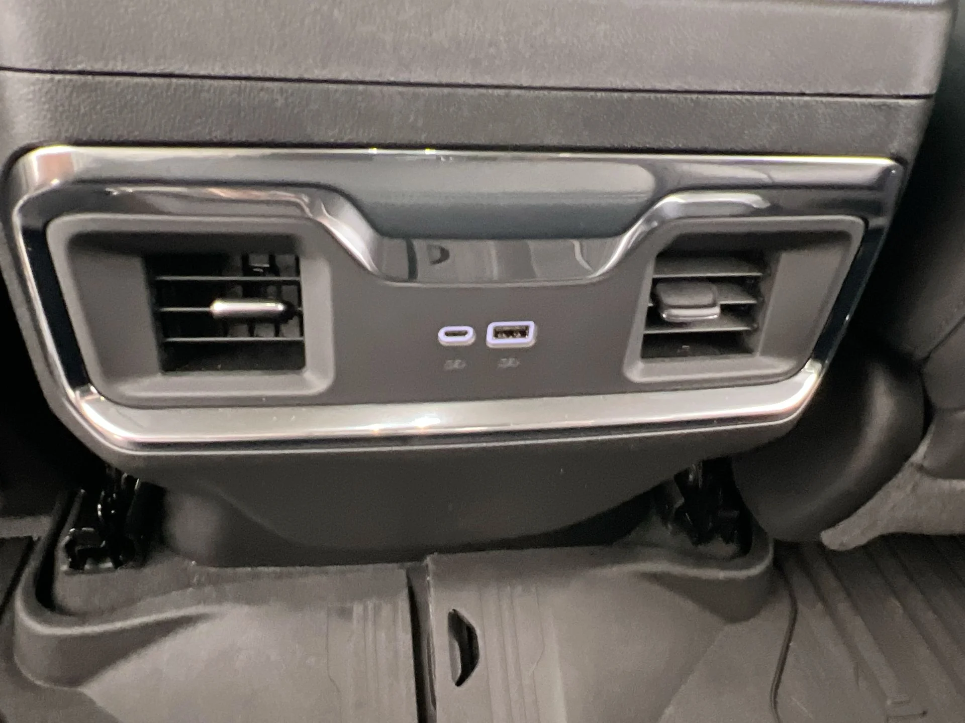 New 2026 Sterling Metallic GMC SLT image 79