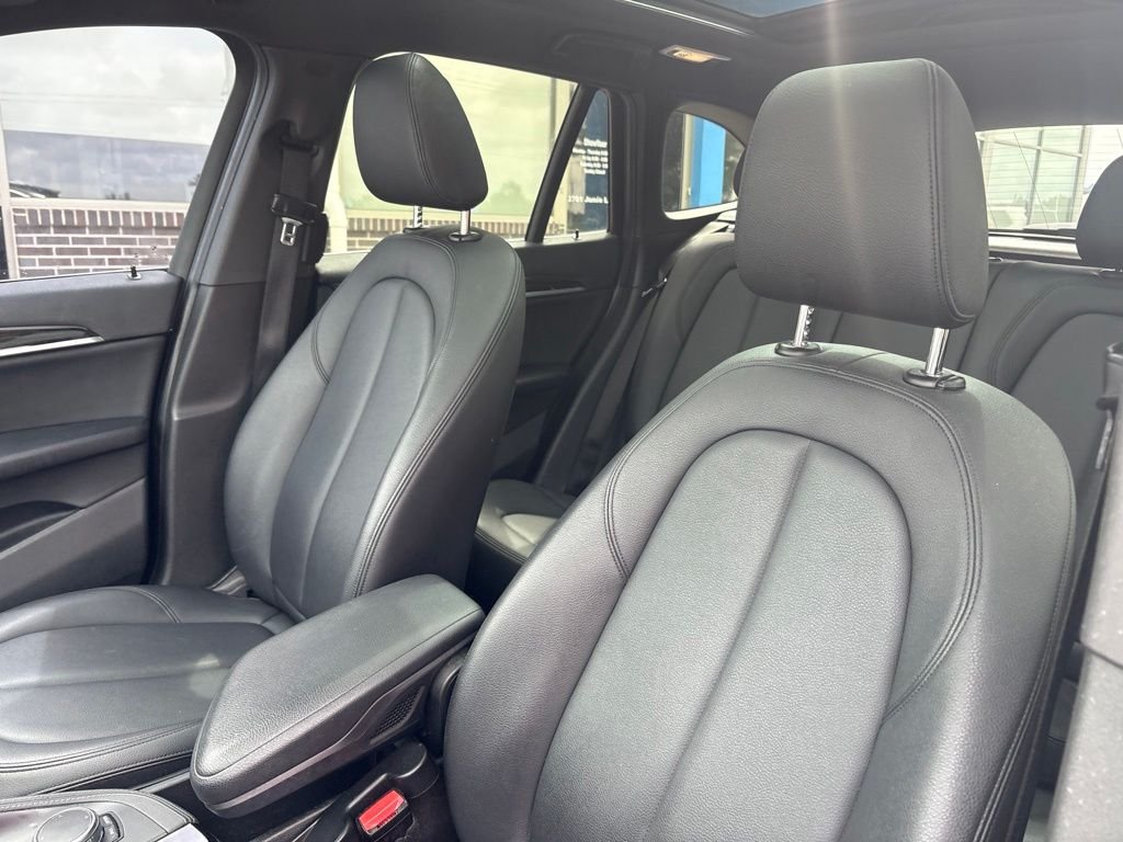Used 2016 Jet Black BMW xDrive28i image 8