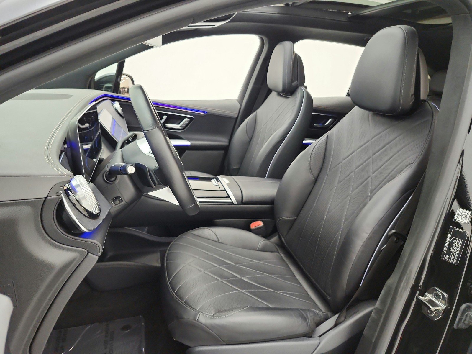 Used 2023 Obsidian Black Metallic Mercedes-Benz EQE 500 image 15