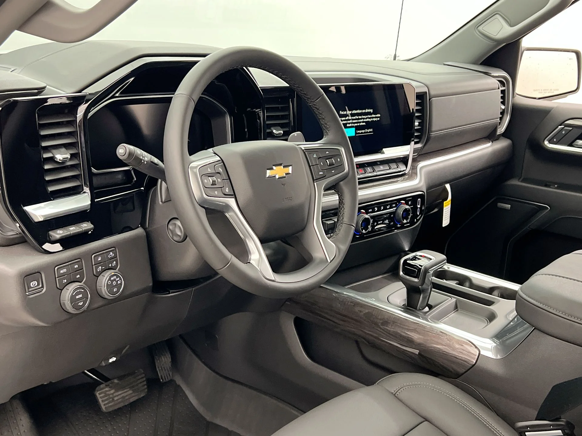 2026 Chevrolet Silverado 1500 LTZ - Photo 38