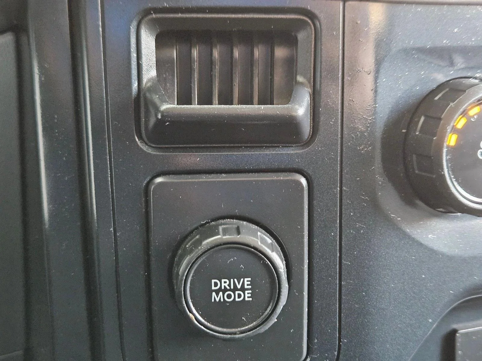 Used 2022 Oxford White Ford XL image 21
