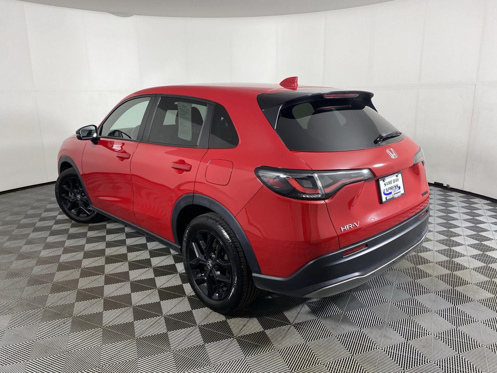 Used 2024 Milano Red Honda Sport image 5