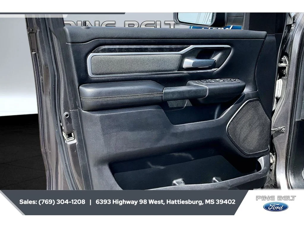 Used 2021 Granite Crystal Clearcoat Metallic Ram Big Horn image 17