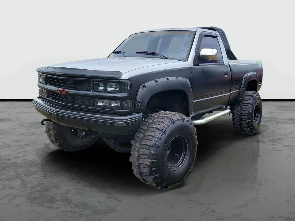 Used 1988 Silver Chevrolet  image 5