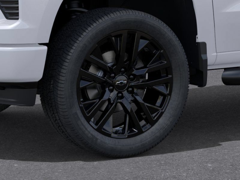 New 2026 Summit White Chevrolet RST image 9