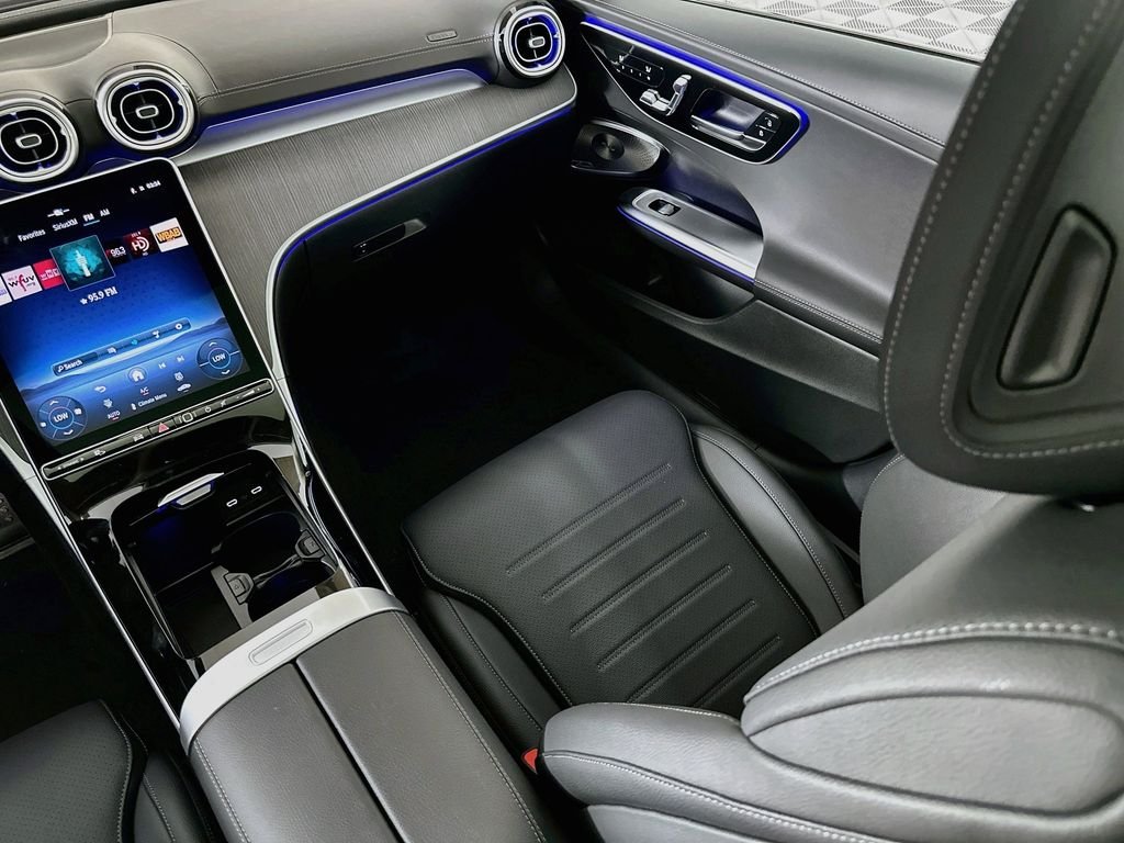 New 2026 MANUFAKTUR Alpine Grey Mercedes-Benz C 300 image 24