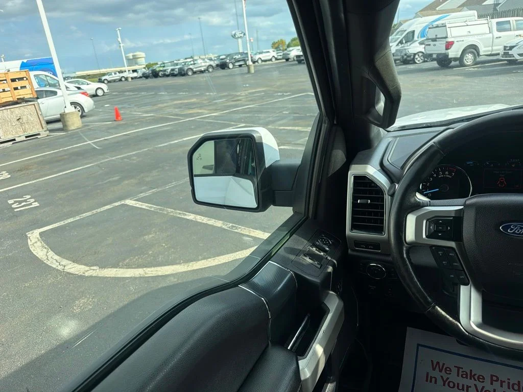 Used 2020 White Ford Lariat image 20