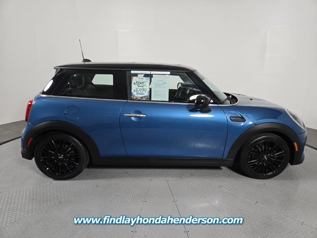 Used 2022 Island Blue Metallic MINI Oxford Edition image 7