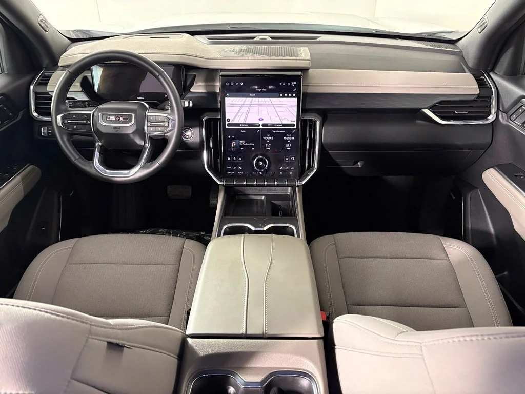 Used 2026 White GMC Elevation image 32