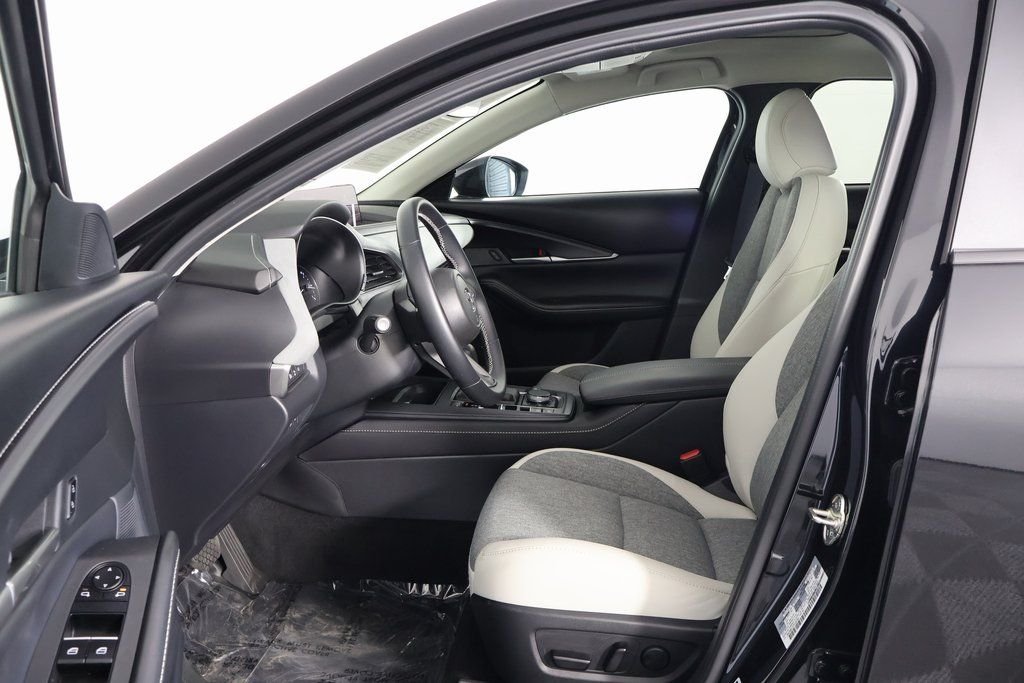 2026 Mazda CX-30 Aire Edition - Photo 11