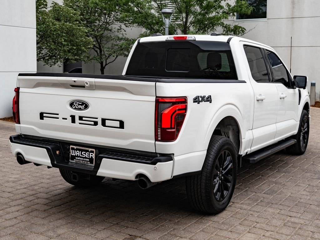 Used 2024 Star White Metallic Tri-Coat Ford LARIAT image 10