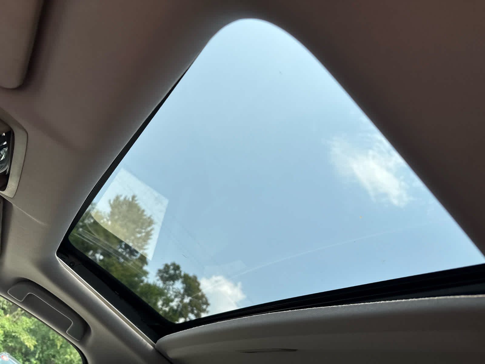 Used 2018  Honda EX image 8