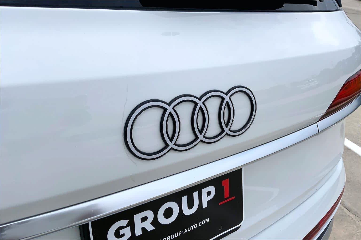Used 2025 Carrara White Audi Premium Plus image 31
