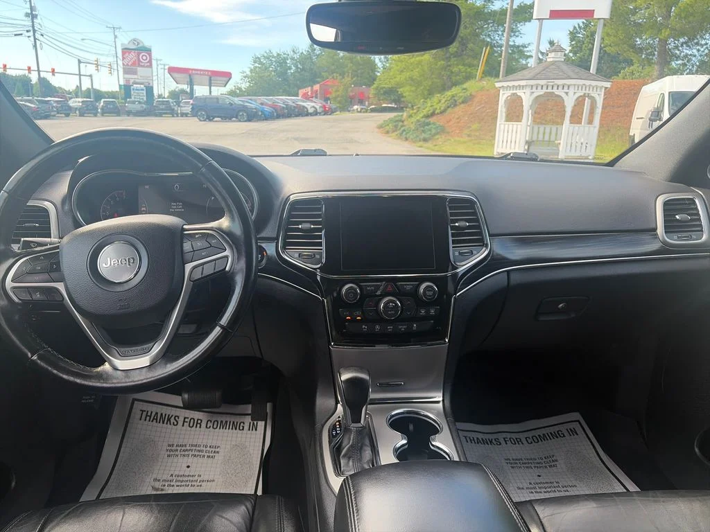 Used 2021 Blue Jeep Limited image 13