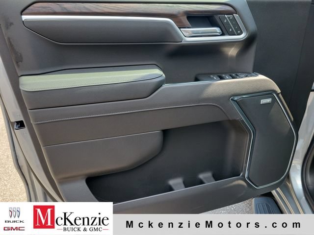 2026 GMC Sierra 1500 SLT - Photo 8