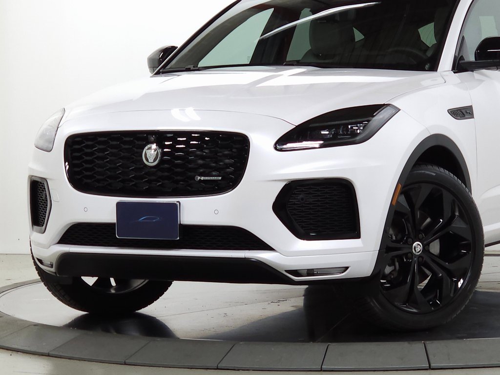 2024 JAGUAR E-PACE - Image 10